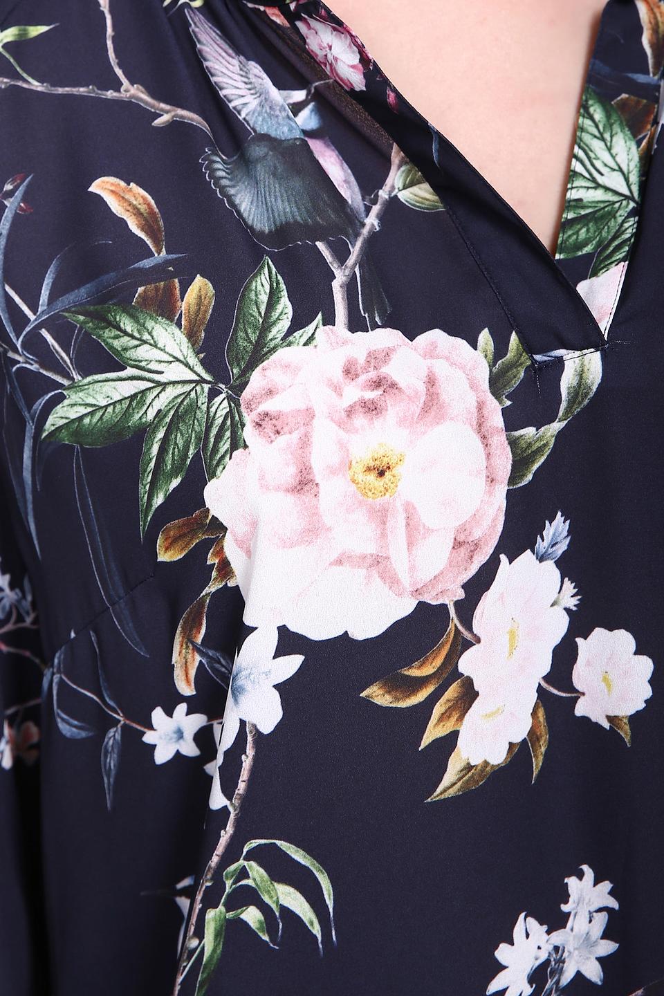 Блуза Betty Barclay цветочный принт темно-синяя