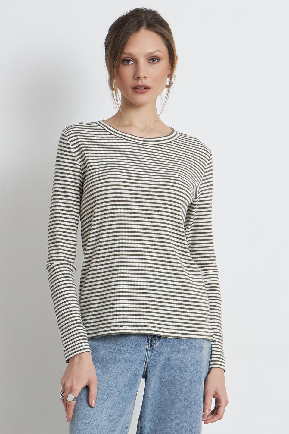 Футболка Betty and Co в полоску бежево-оливковая