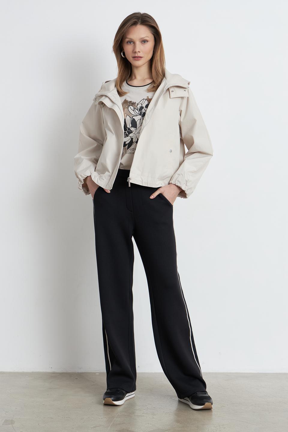 Куртка Betty and Co бежевая