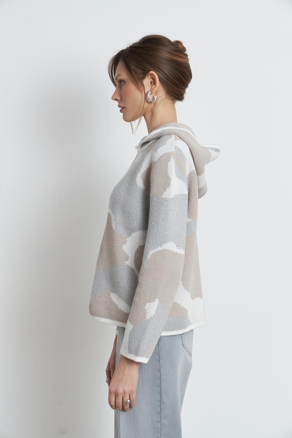 Пуловер Monari с капюшоном бежевый