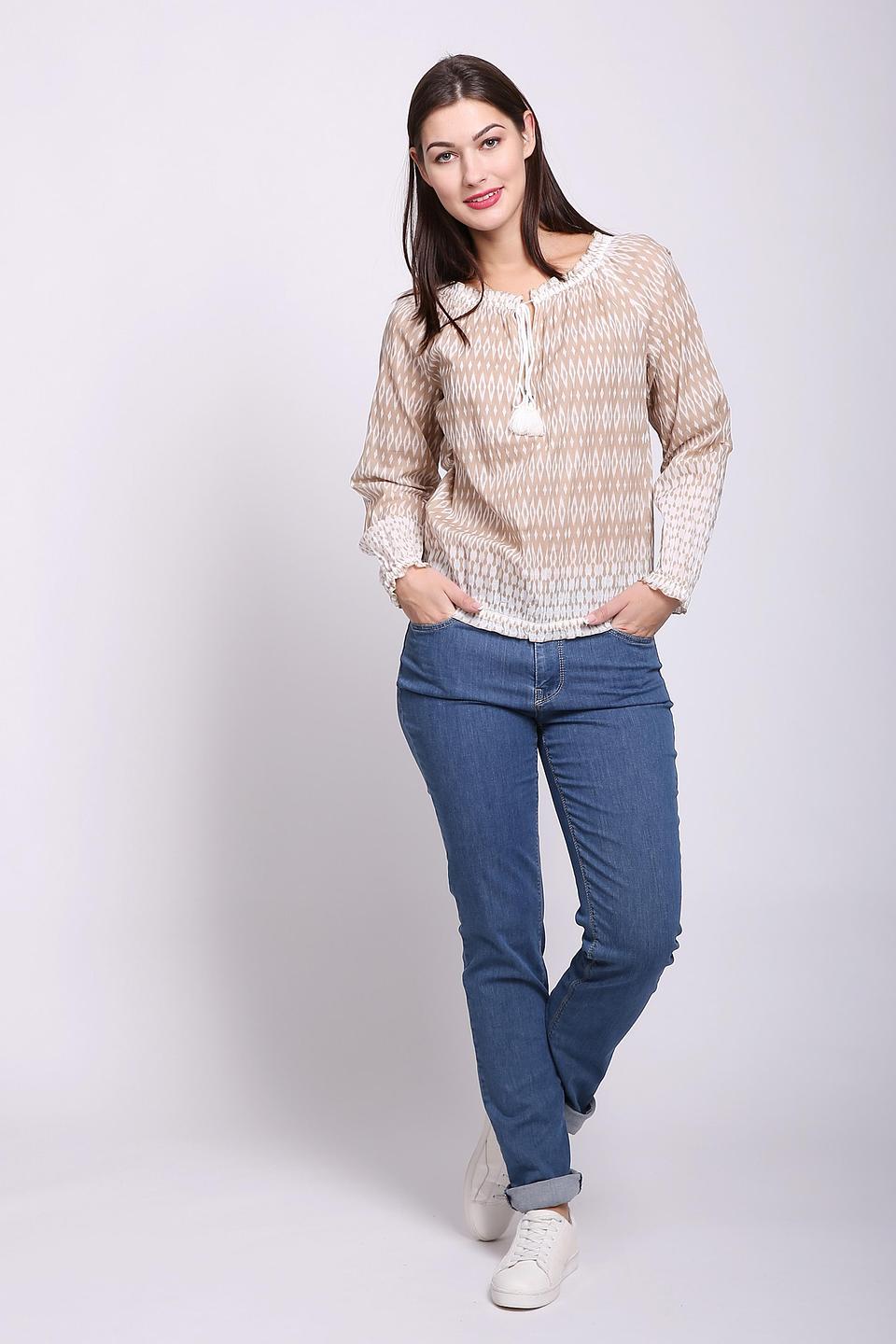 Блуза SE Stenau, бежевая, с принтом и кисточками