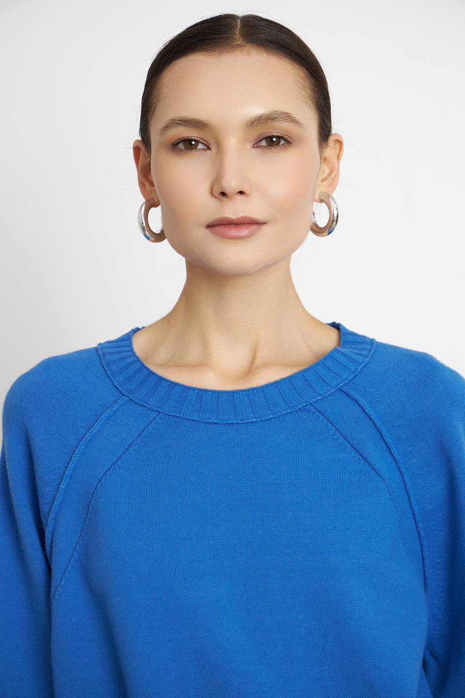 Пуловер Lecomte синий с вырезом