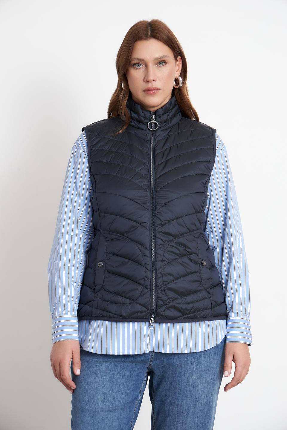 Жилет стеганый Betty Barclay темно-синий