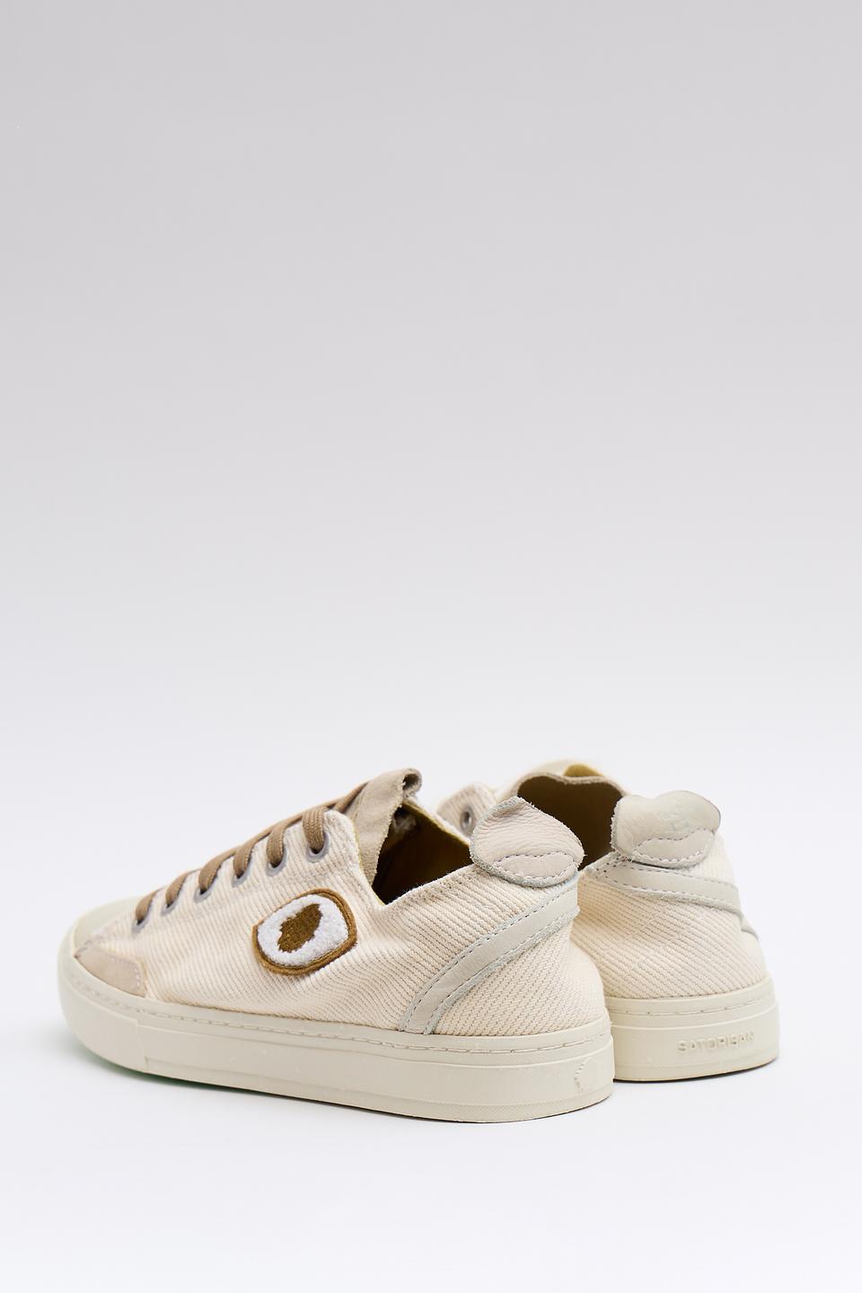 Сникерсы Satorisan с глазом бежевые