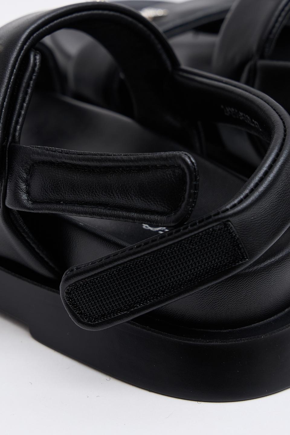 Сандалии Tuffoni с бабочками