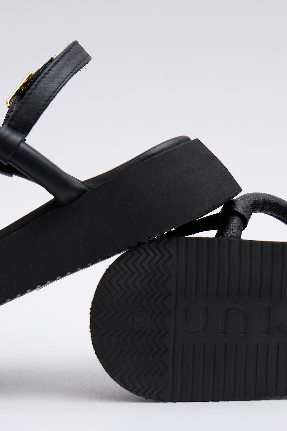 Сандалии Unisa чёрные