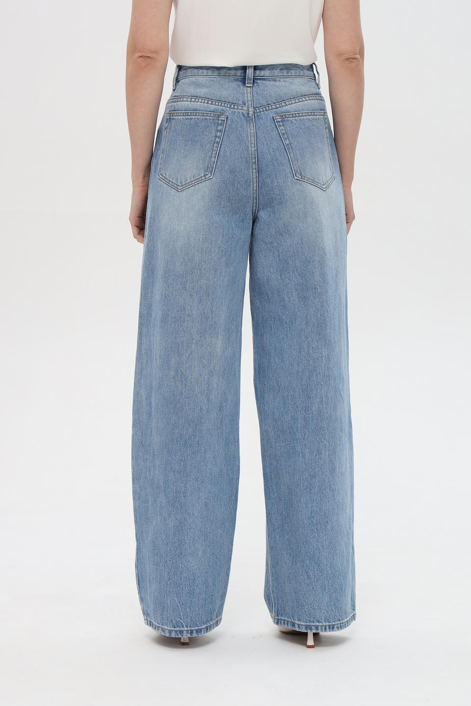 Джинсы Pezzo с вышивкой голубые