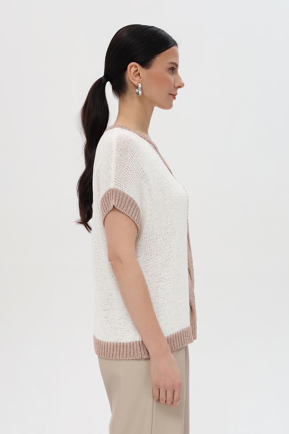 Пуловер Pezzo с косами бежевый