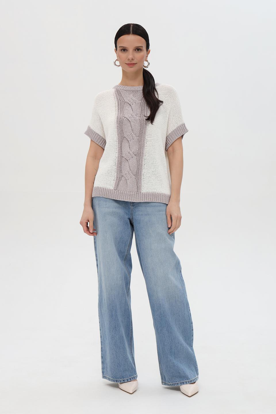 Пуловер Pezzo с косами молочный