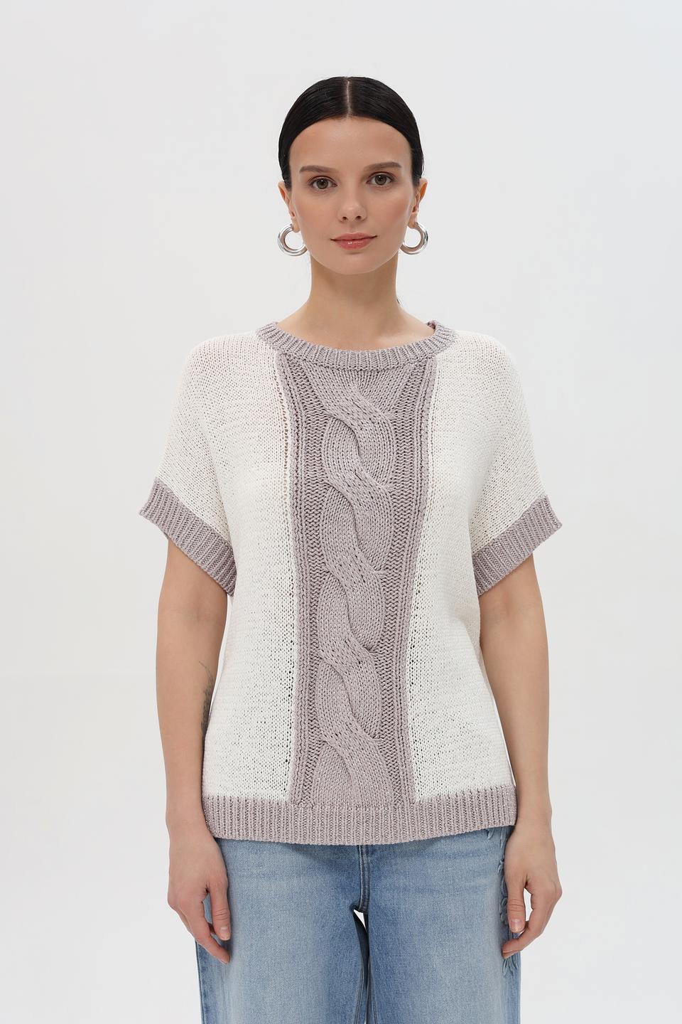 Пуловер Pezzo с косами молочный