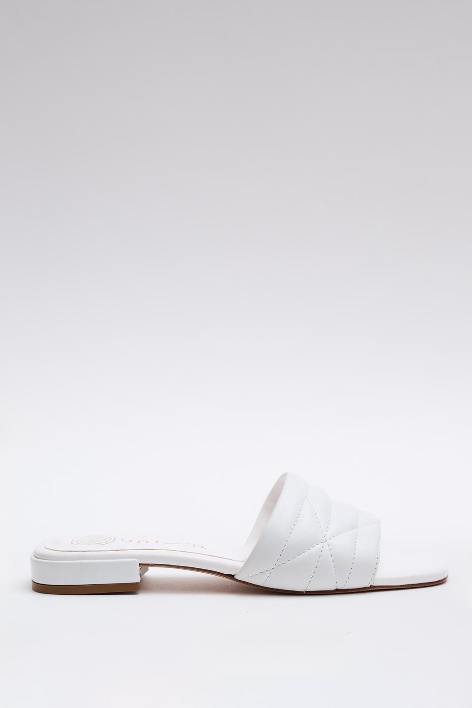 Слайдеры Unisa стеганые белые