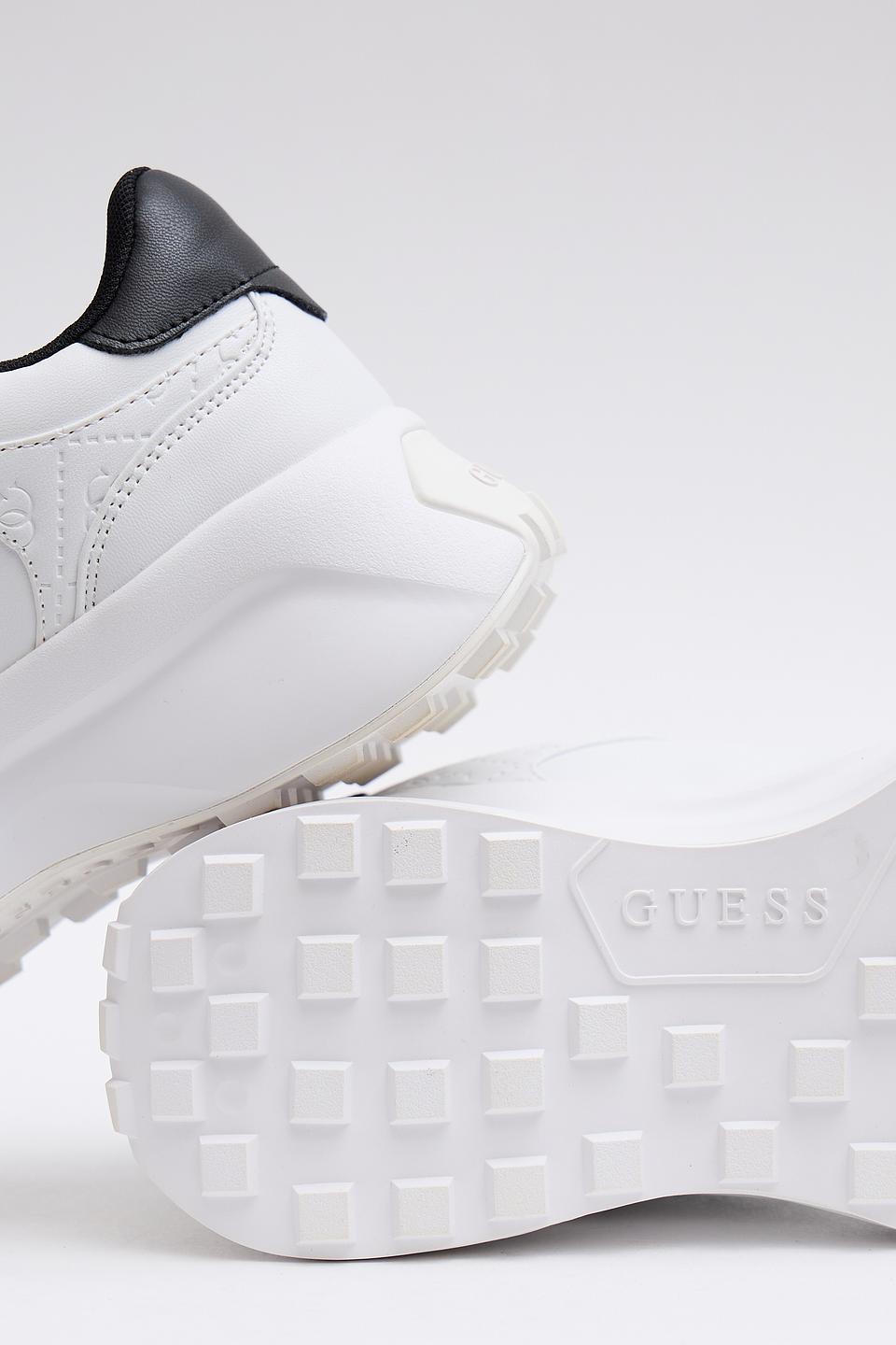 Кроссовки Guess с логотипом