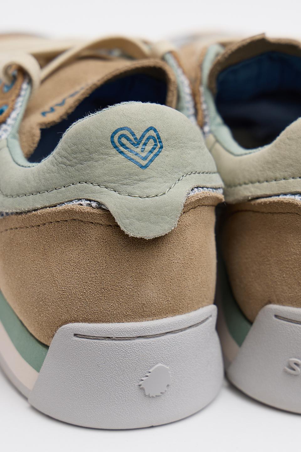 Кроссовки Satorisan бежевые