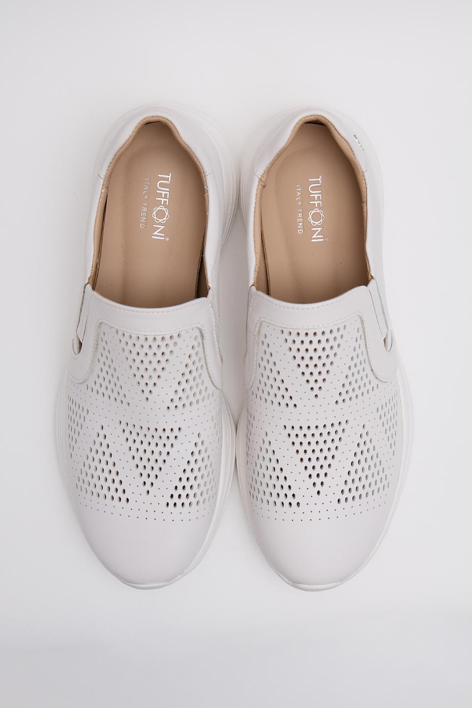 Слипоны Tuffoni перфорированные белые