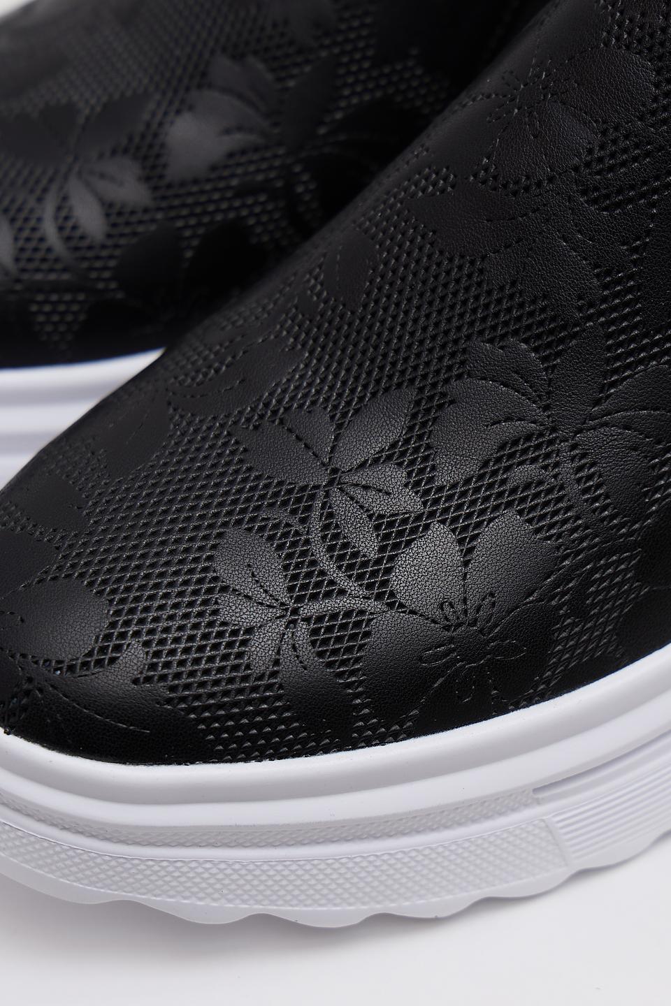 Слипоны Tuffoni с цветочным принтом