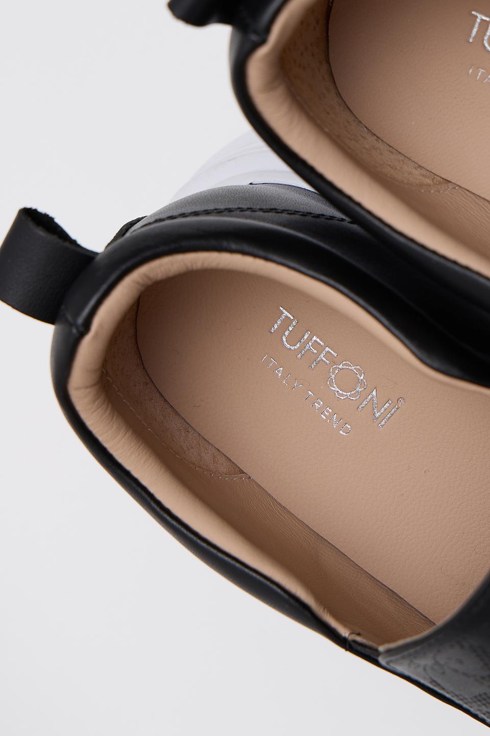 Слипоны Tuffoni с цветочным принтом