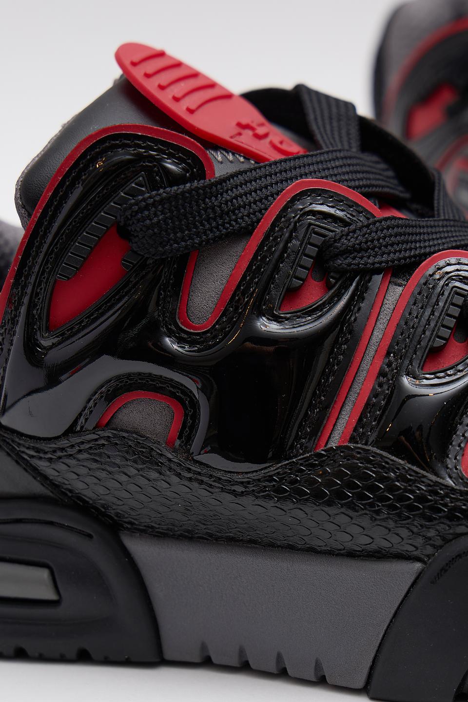 Кроссовки Hugo с красными вставками