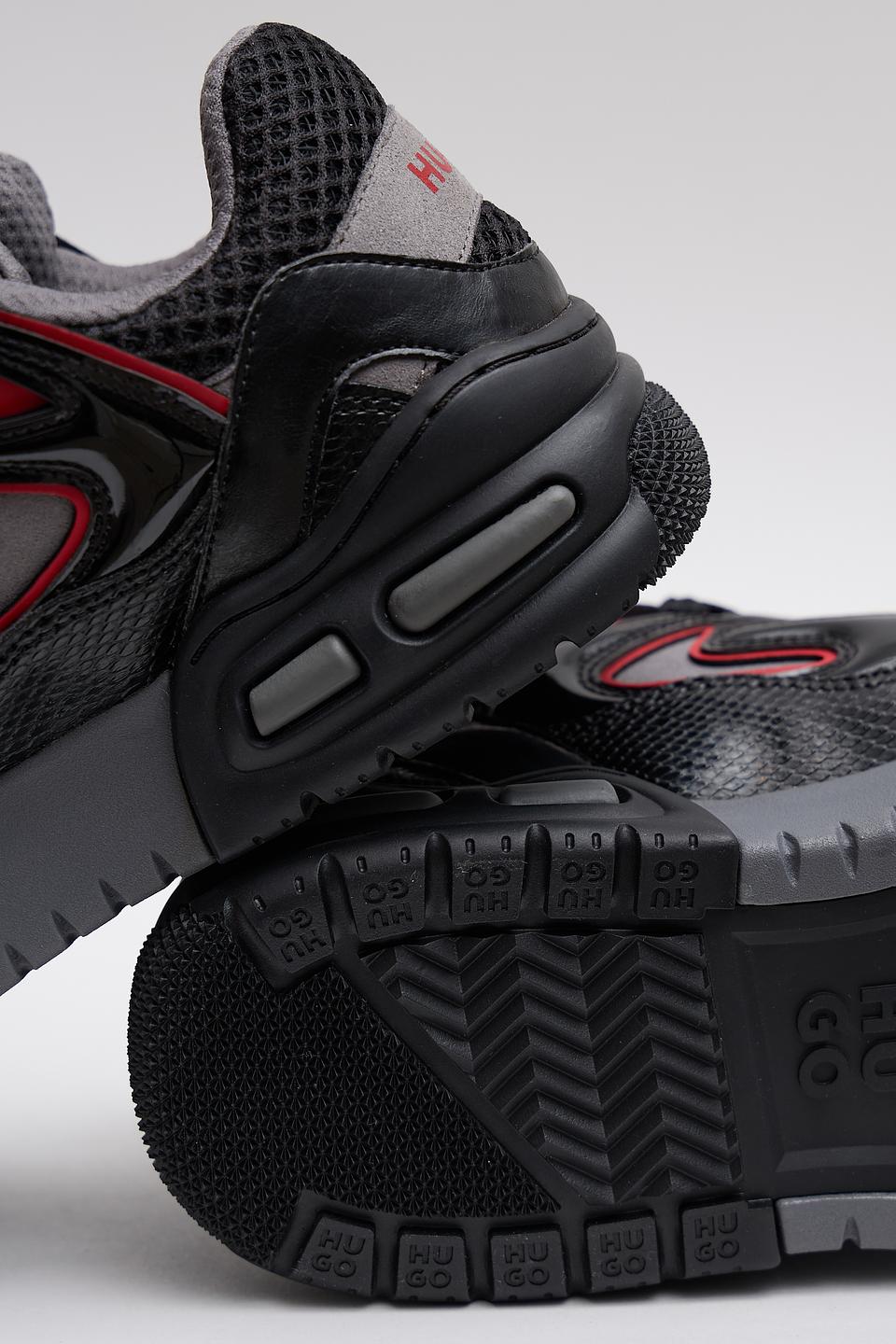 Кроссовки Hugo с красными вставками