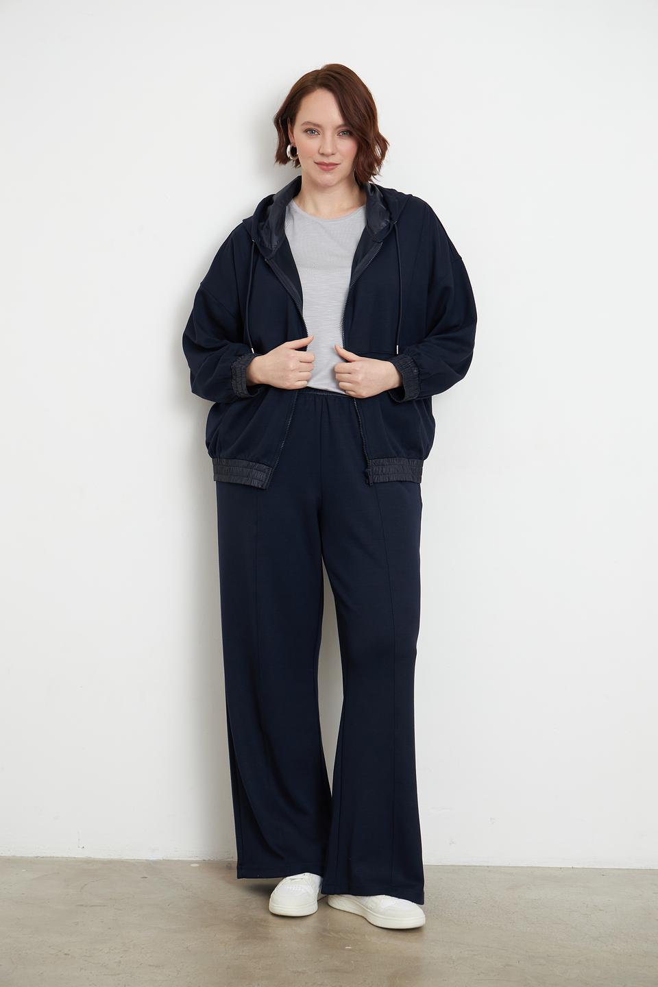 Жакет MORE and MORE с капюшоном тёмно-синий