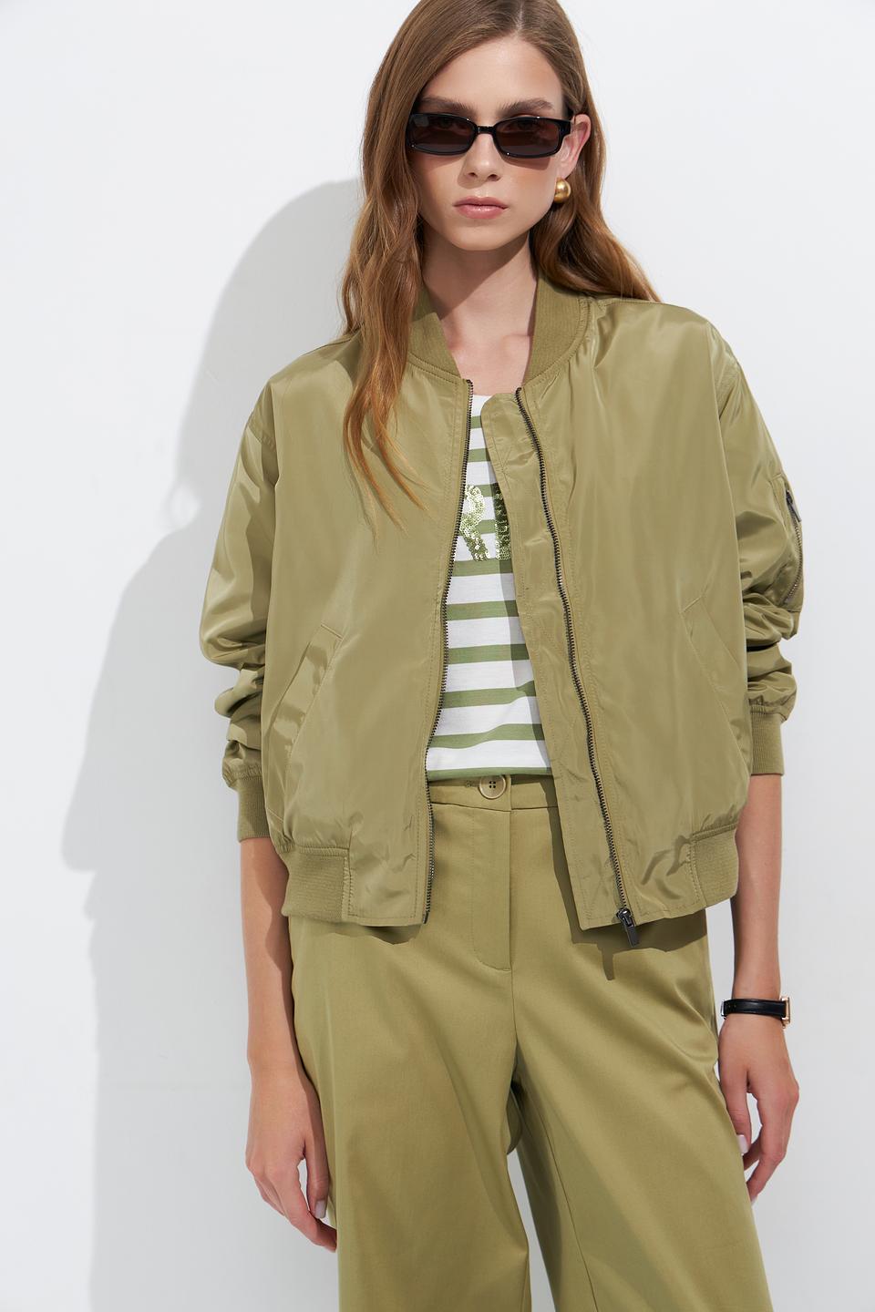 Куртка-бомбер Bugatti оливковая