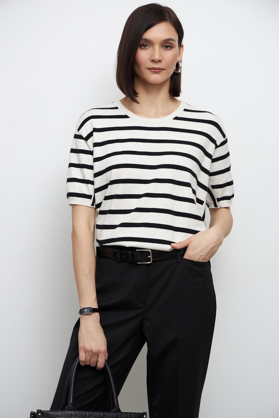 Пуловер Oui в полоску бежево-чёрный