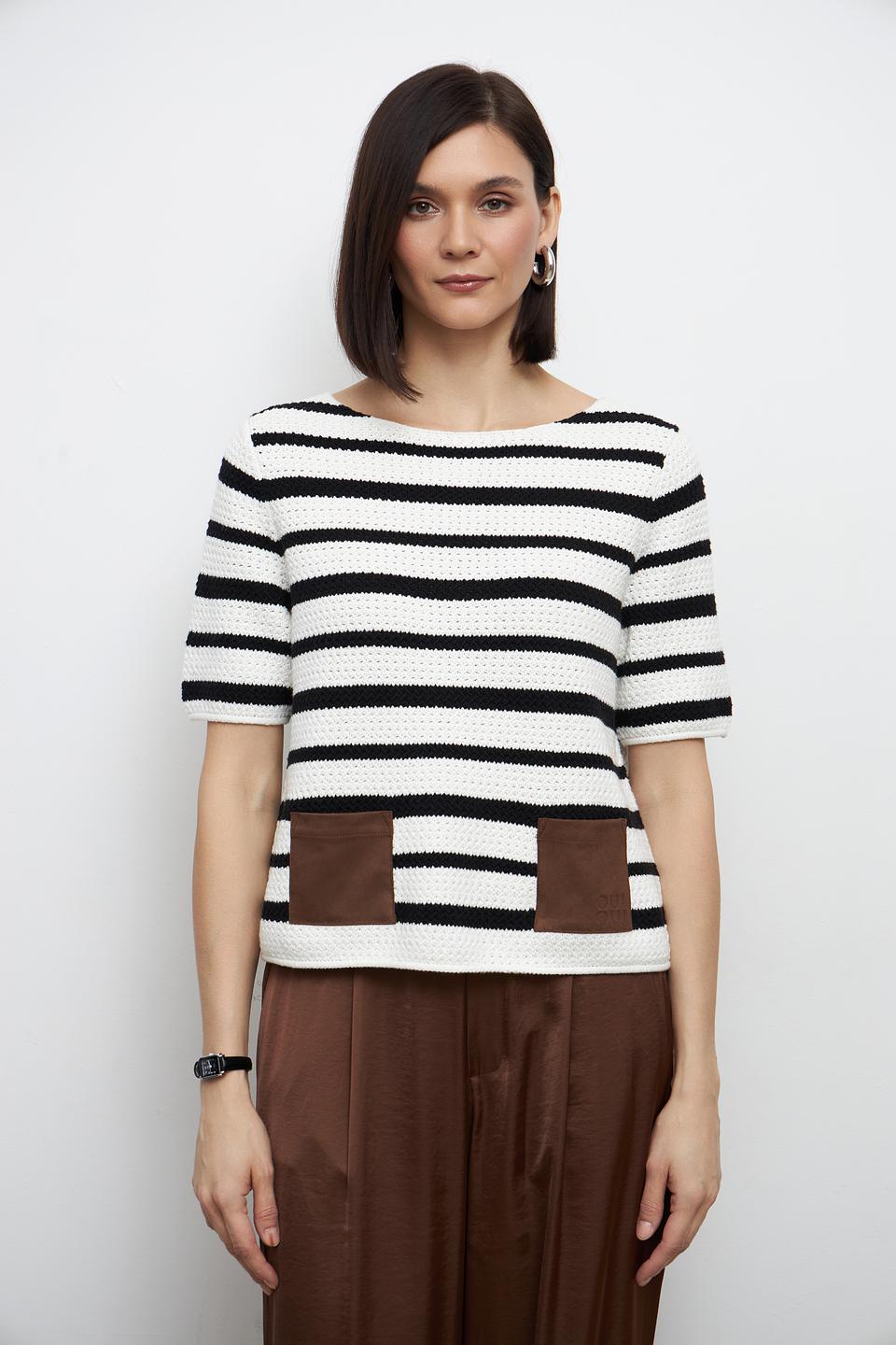 Пуловер Oui в полоску