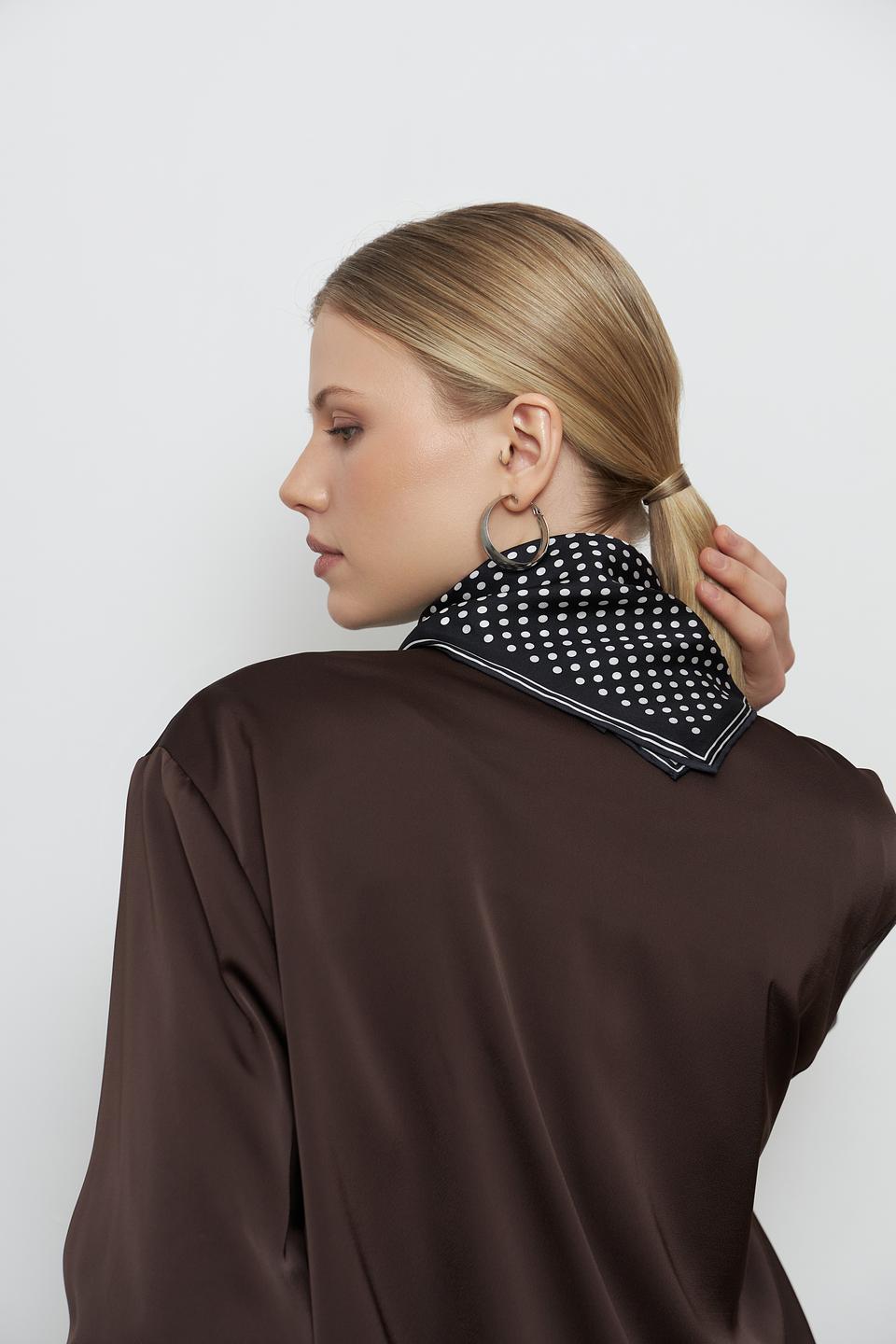 Шарф Fraas в горошек чёрный