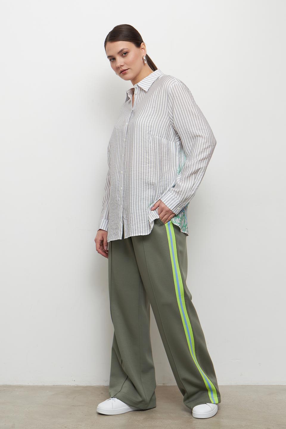 Блуза Lebek в полоску с вышивкой