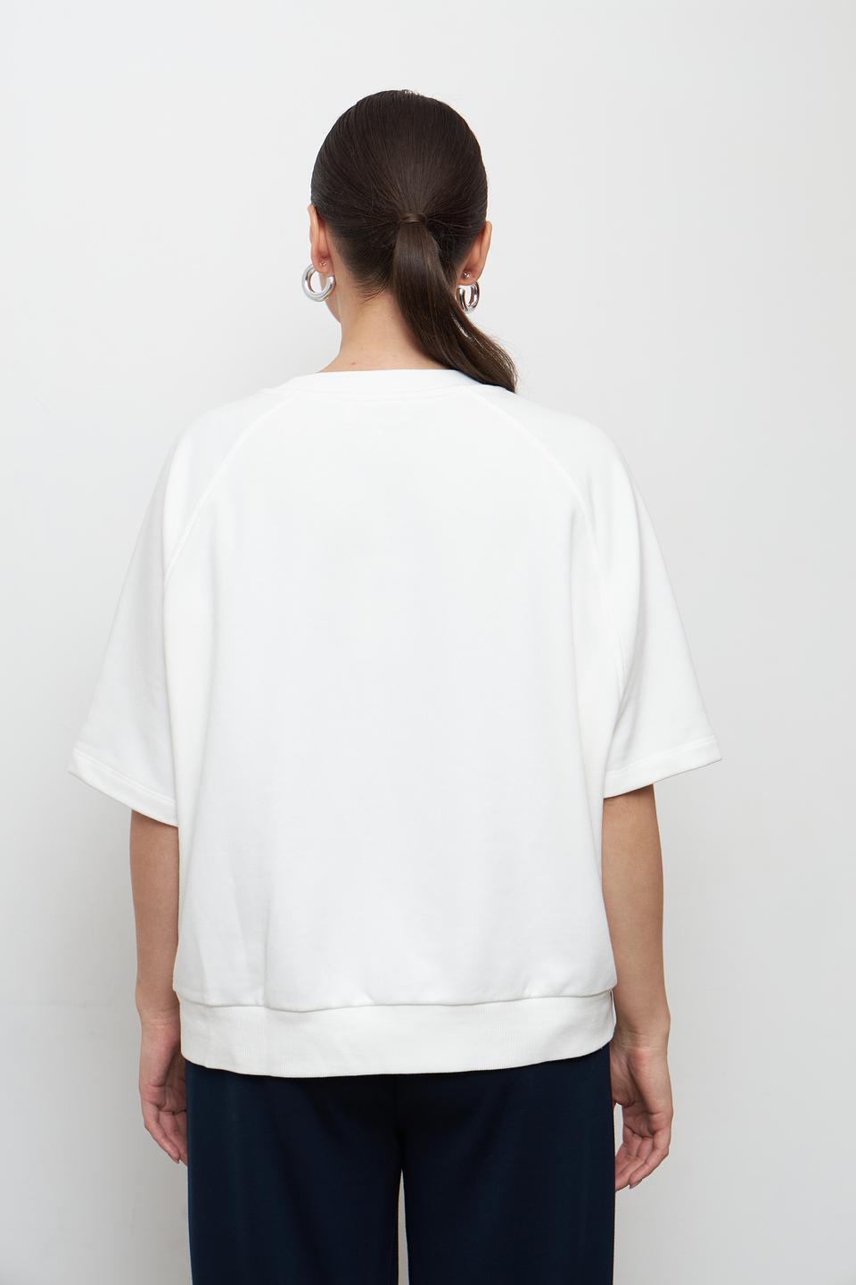 Пуловер Catnoir белый с коротким рукавом