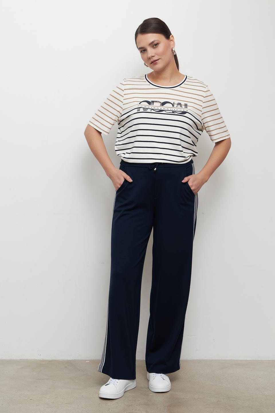 Футболка Lebek в полоску бежево-синяя