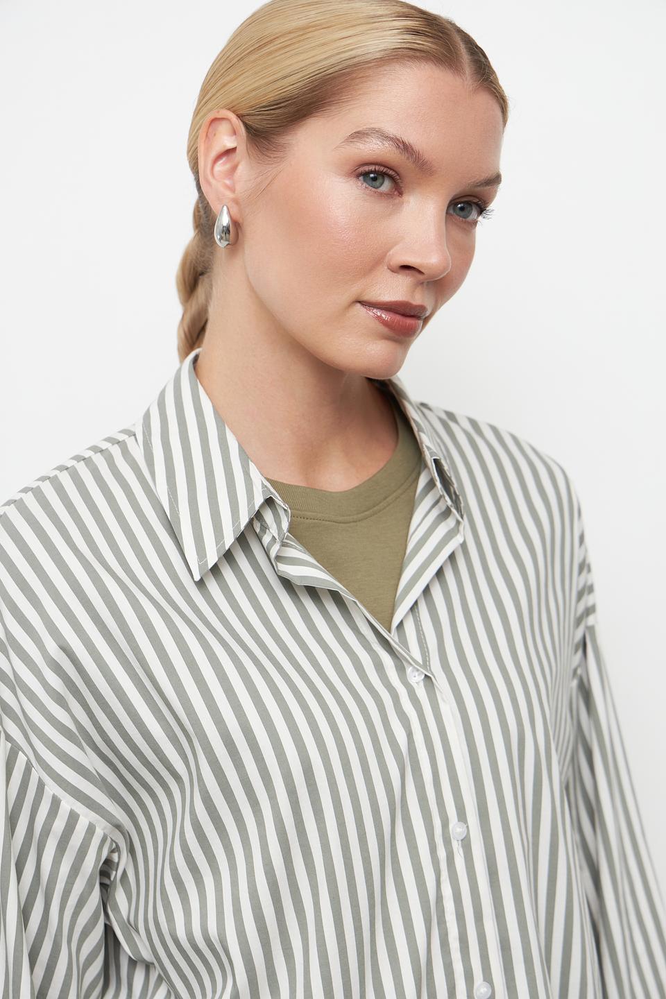 Блуза в полоску Betty and Co