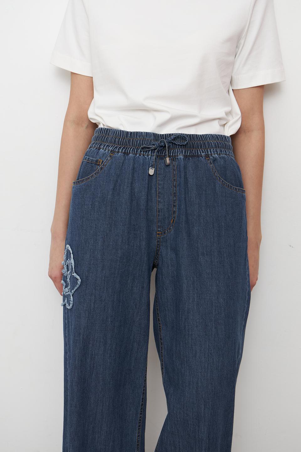 Джинсы Lecomte с вышивкой