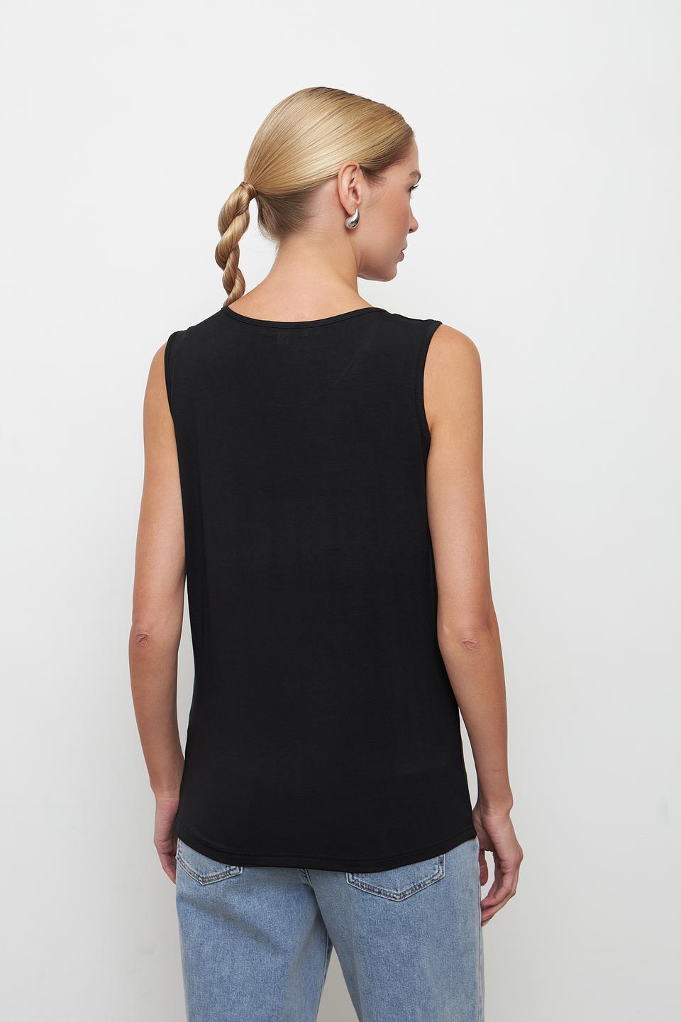 Топ Pezzo чёрный базовый