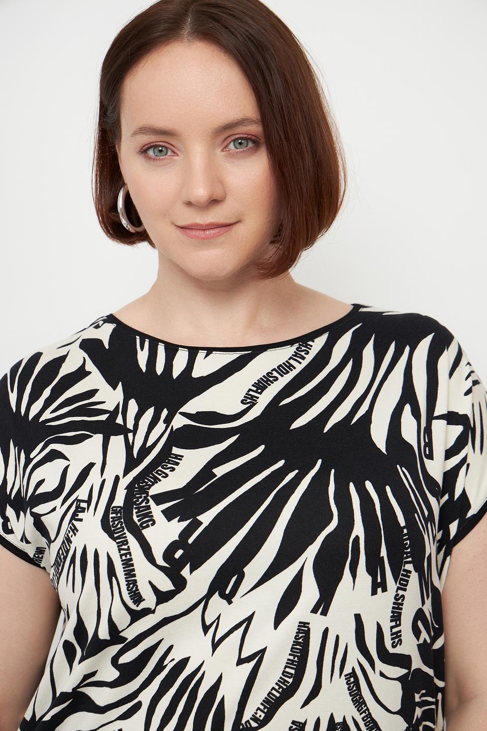 Футболка Lebek с принтом