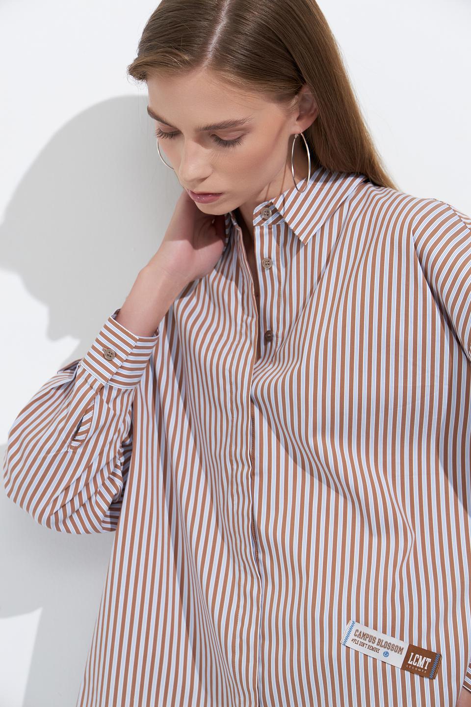 Блуза Lecomte с воланами бежевая