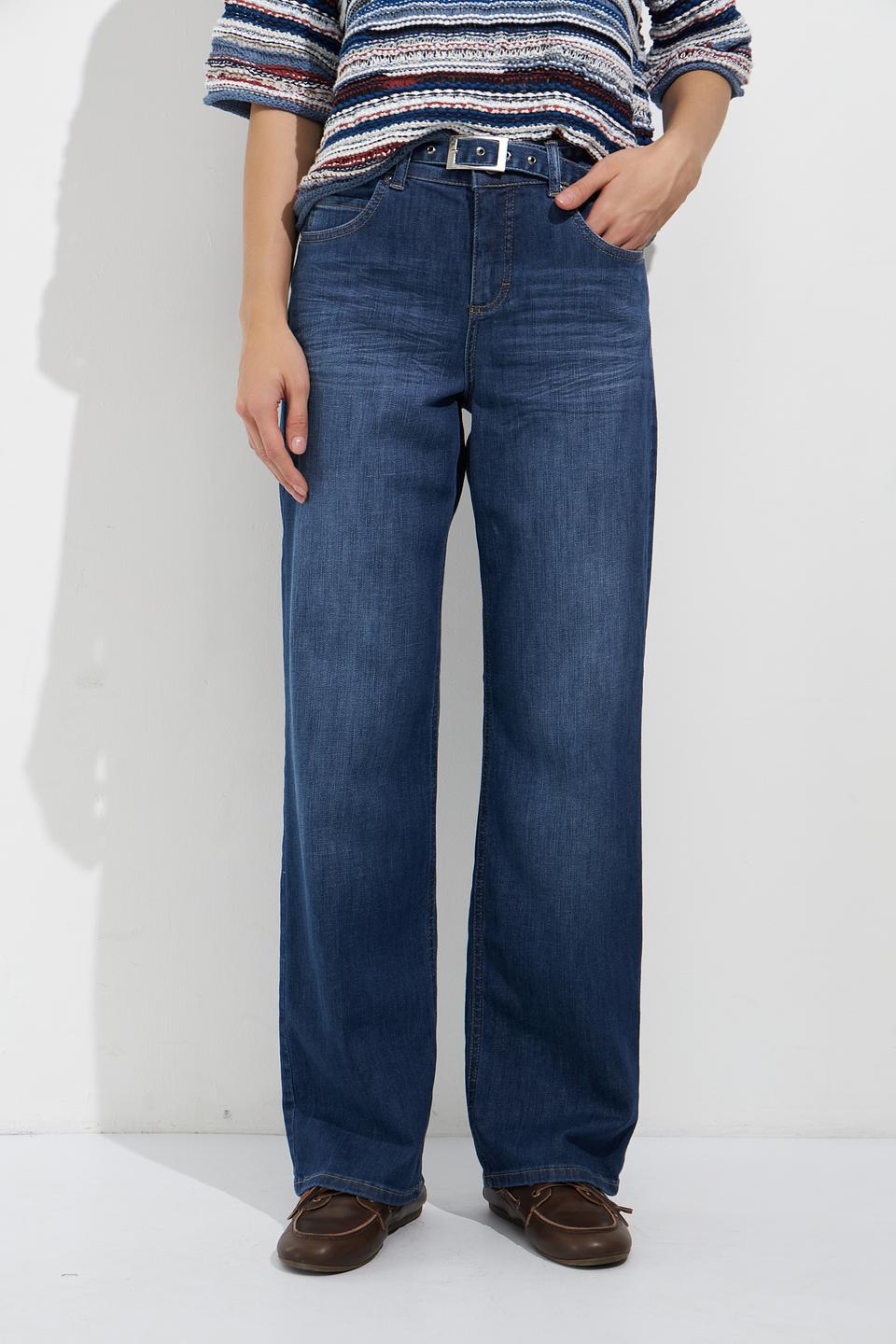 Джинсы клеш Angels с вышивкой