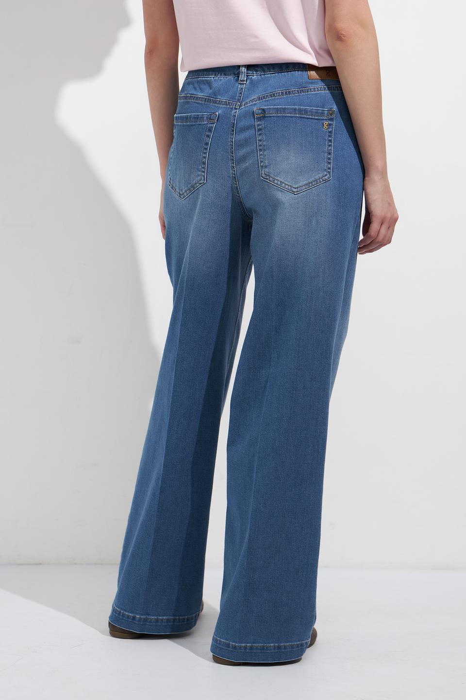 Джинсы Gardeur с вышивкой