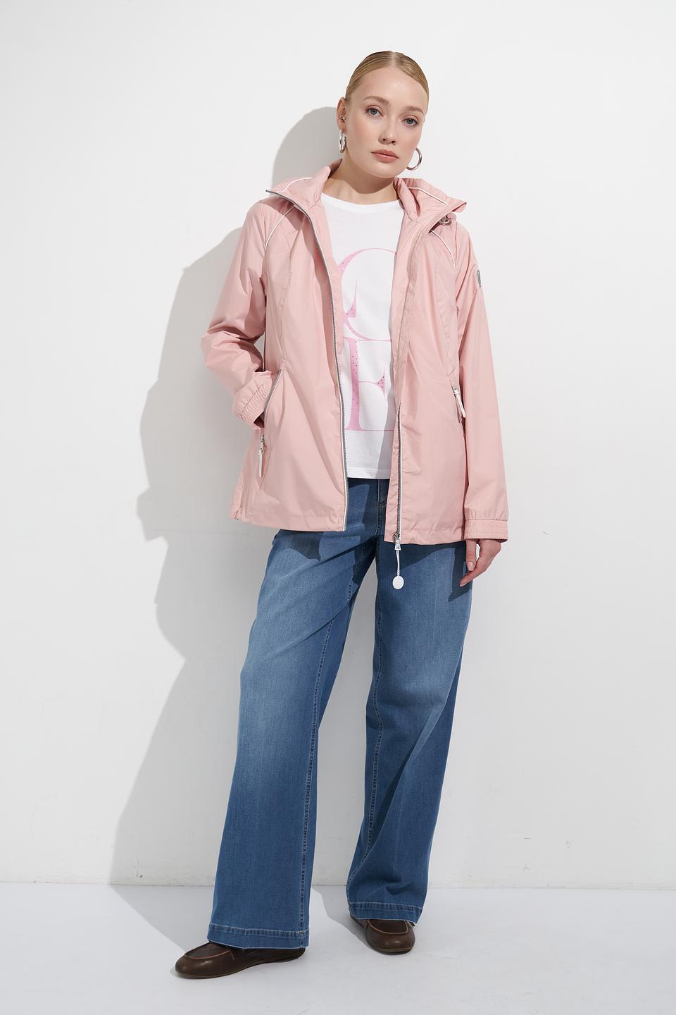 Куртка District розовая