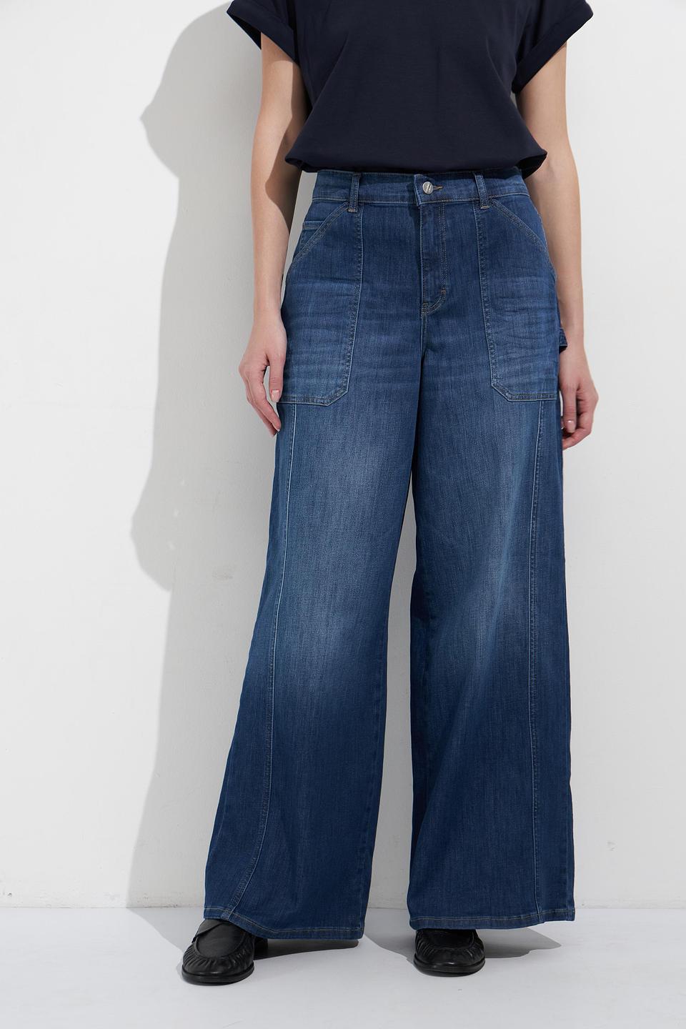 Джинсы клеш Angels с вышивкой