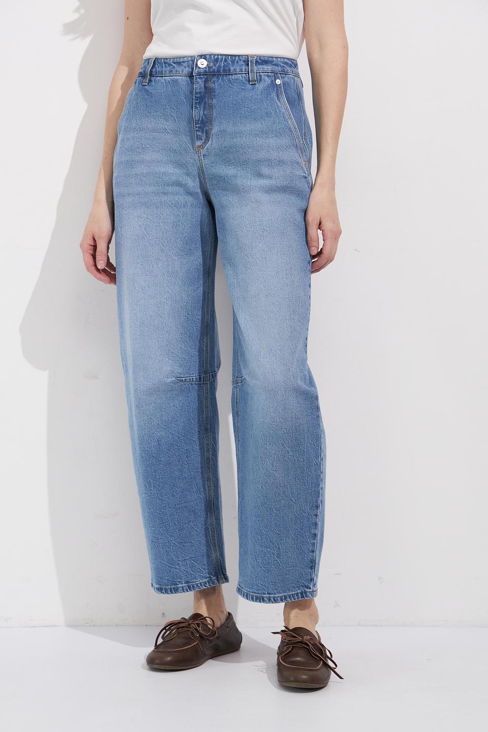 Джинсы Gardeur с вышивкой голубые