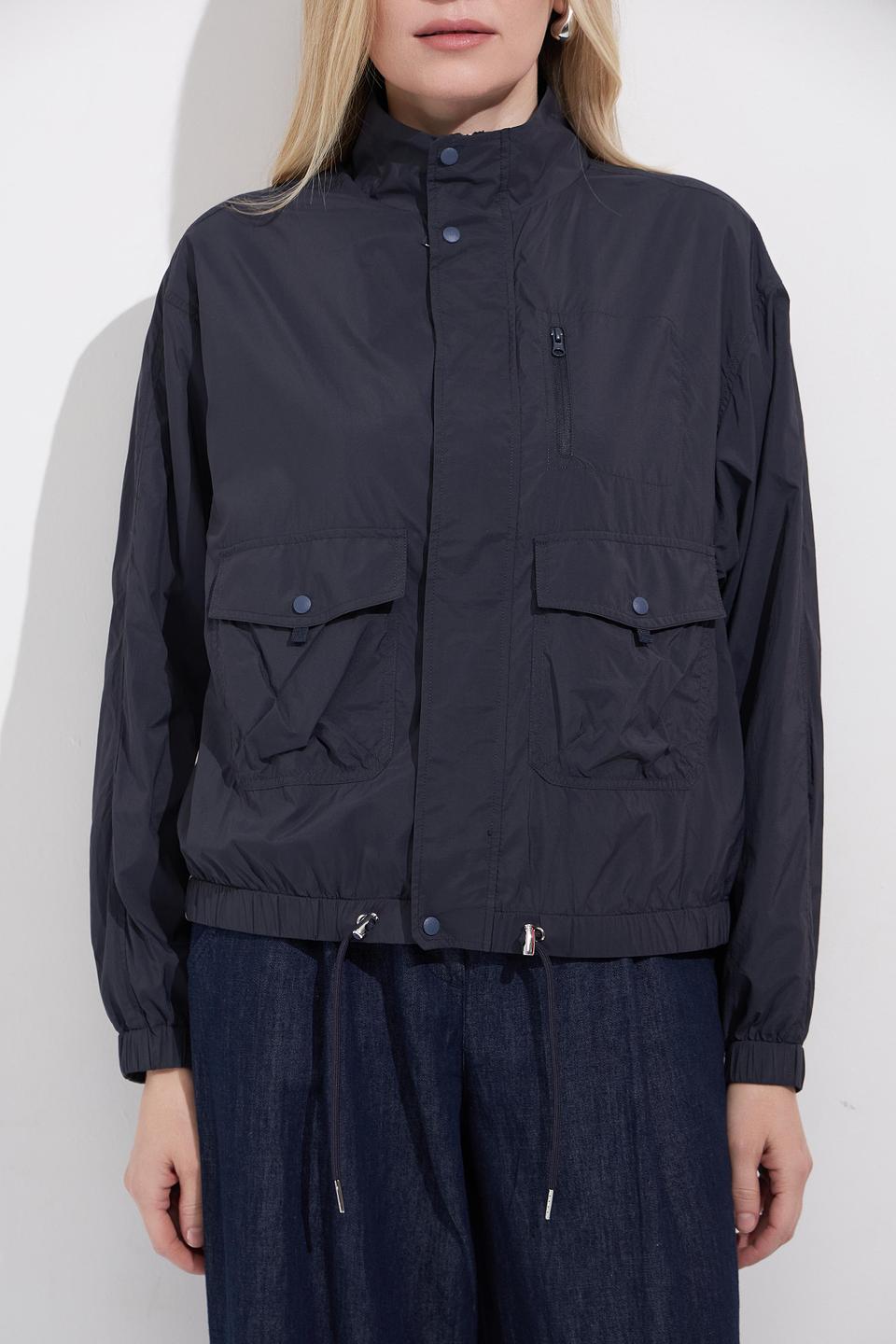 Куртка Catnoir чёрная с отделкой