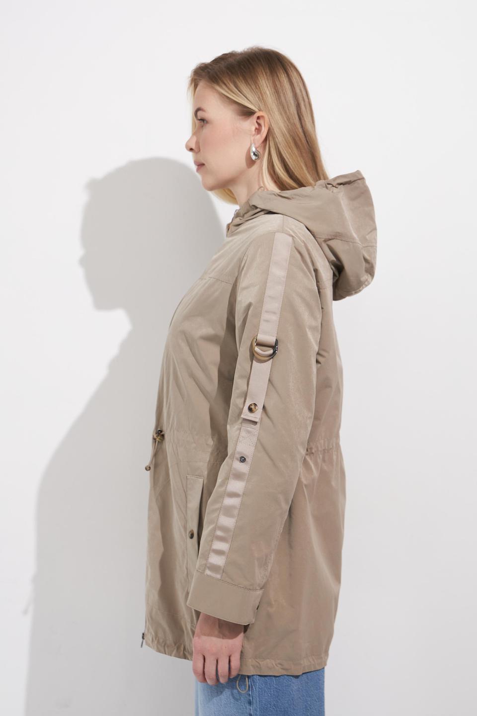 Куртка ветровка Betty Barclay бежевая