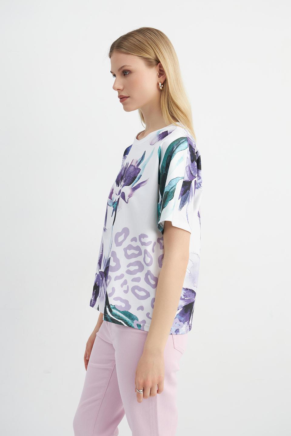 Футболка Passioni с цветочным принтом