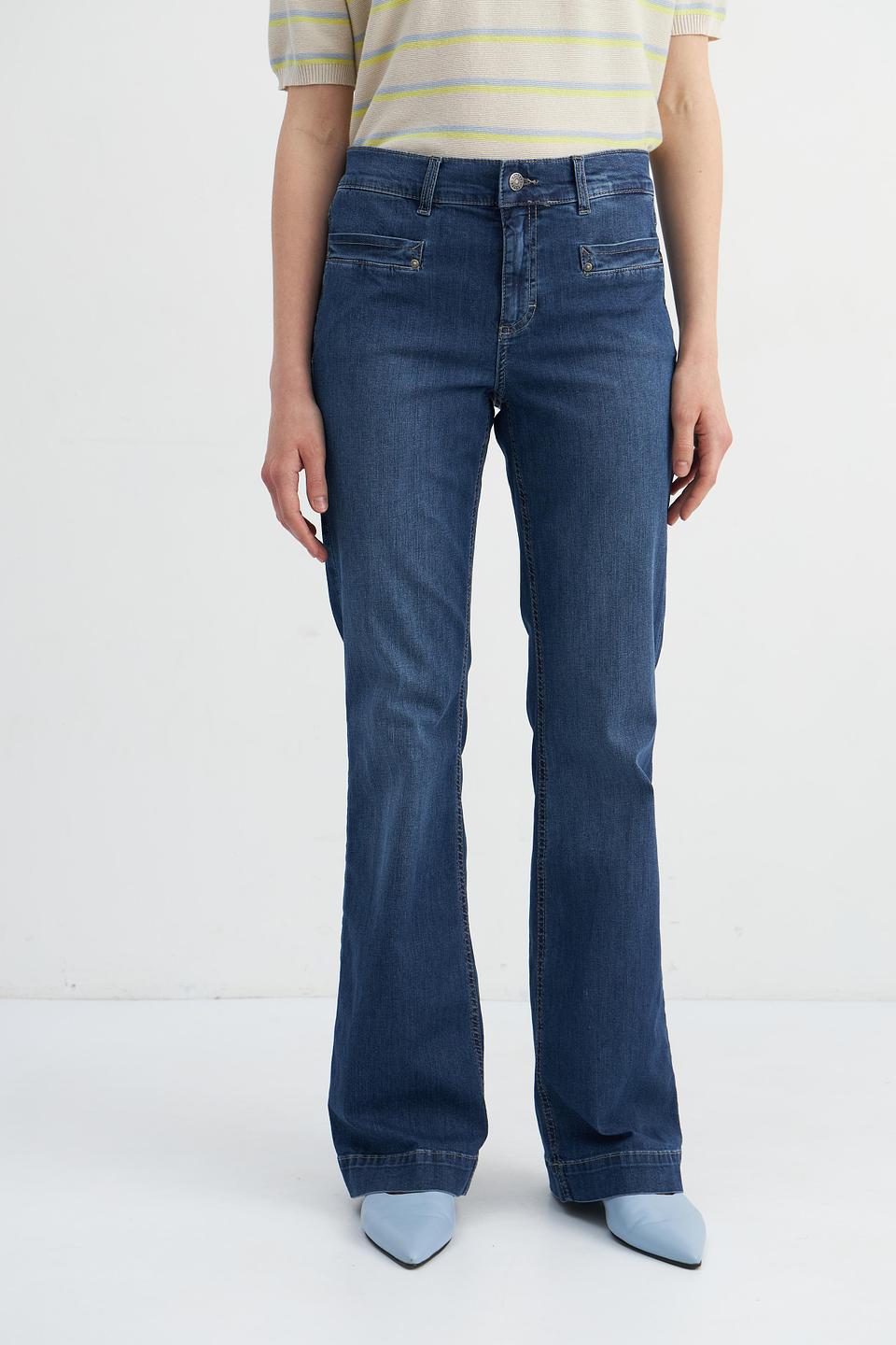 Джинсы клеш Angels с вышивкой