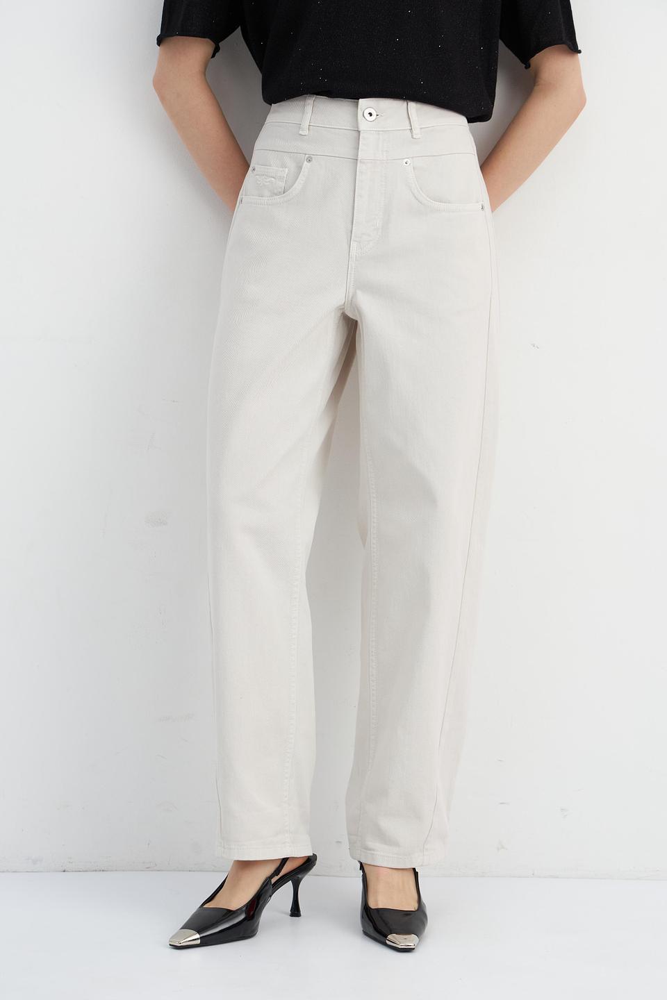 Джинсы Marc Aurel бежевые