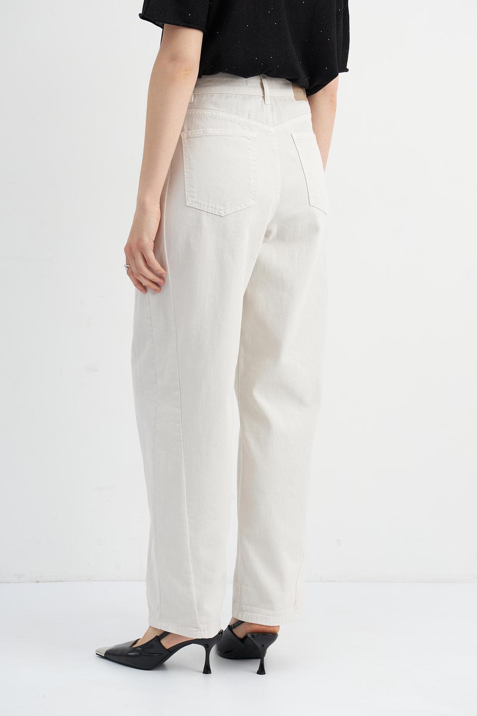 Джинсы Marc Aurel бежевые