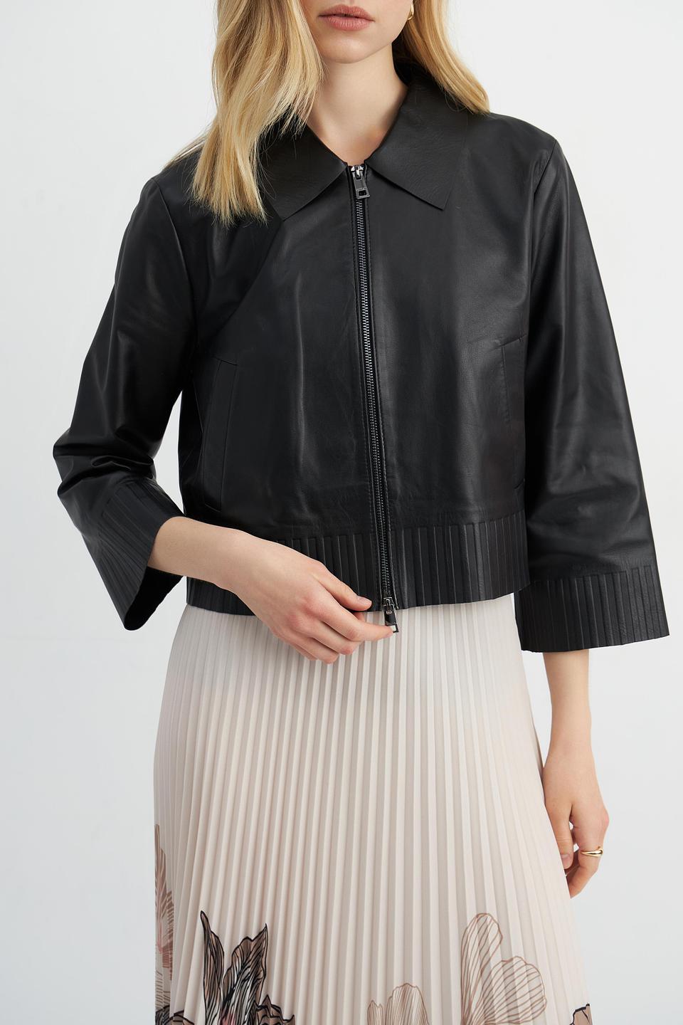 Кожаная куртка Marc Cain с отделкой