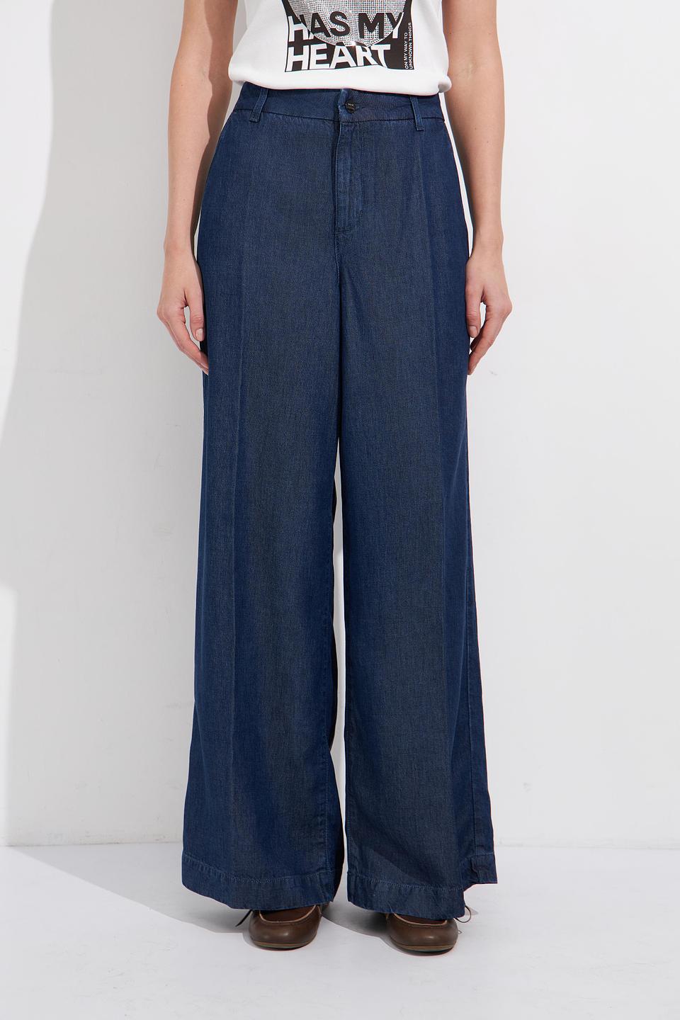 Джинсы клеш Angels с вышивкой