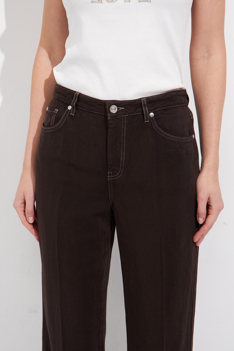 Джинсы Monari коричневые с вышивкой