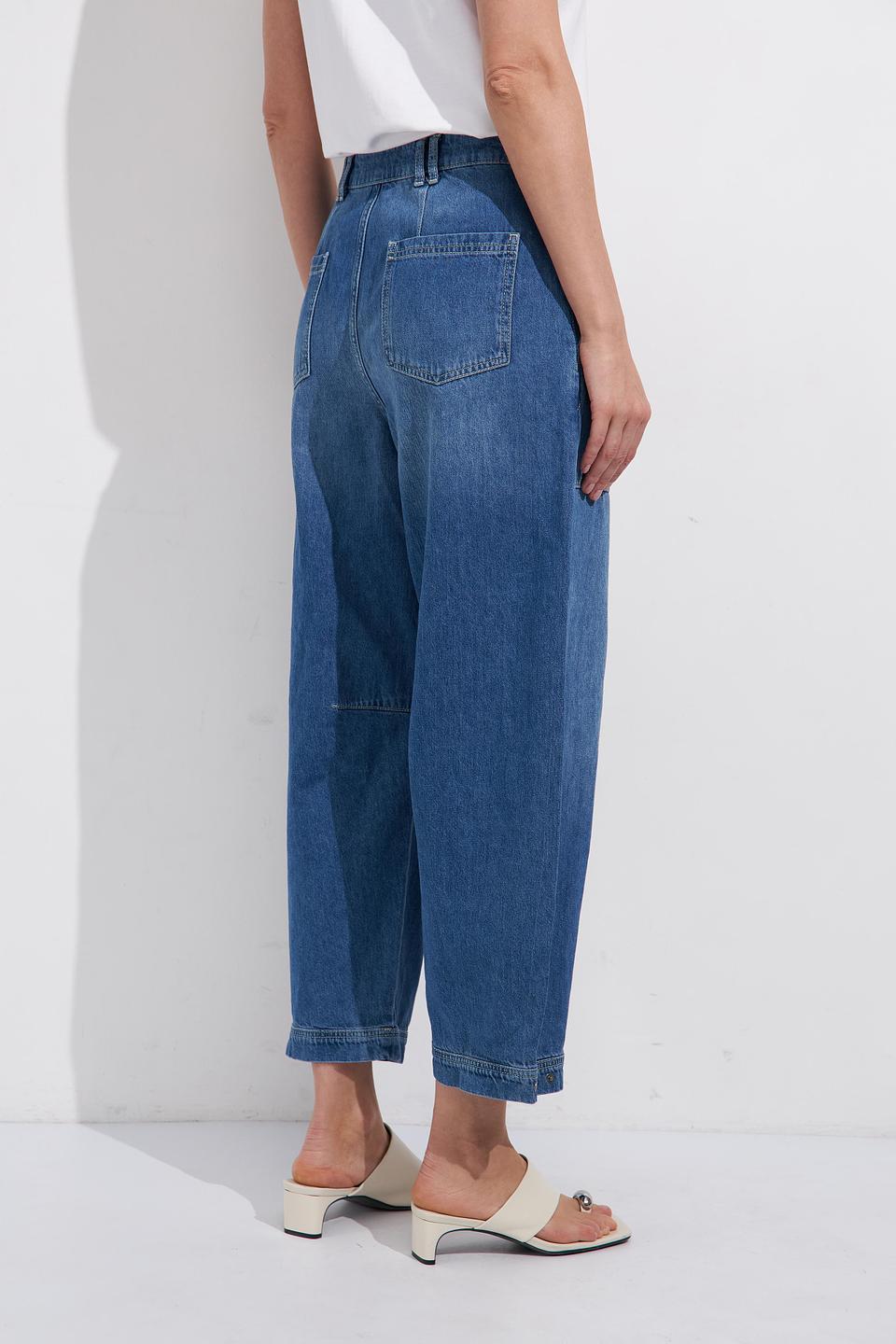 Джинсы Lecomte шаровары с вышивкой